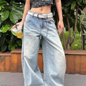 Light Vintage Chic Stitched Pocket Jeans